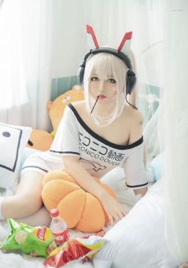 厨房play边吃边做高h污肉_720在线观看视频