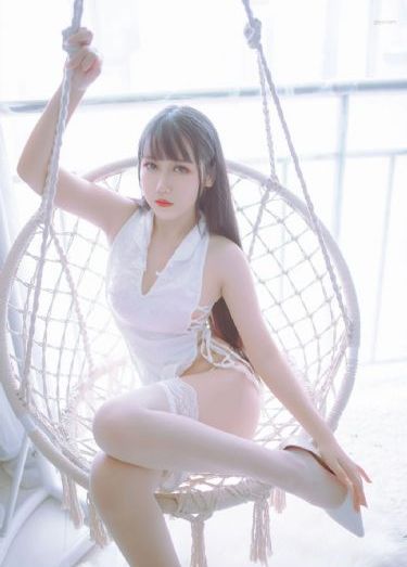 欧美瑜伽课程_DVD在线播放
