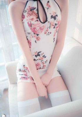 人人玩人人妻精品国产美女_高清免费在线播放