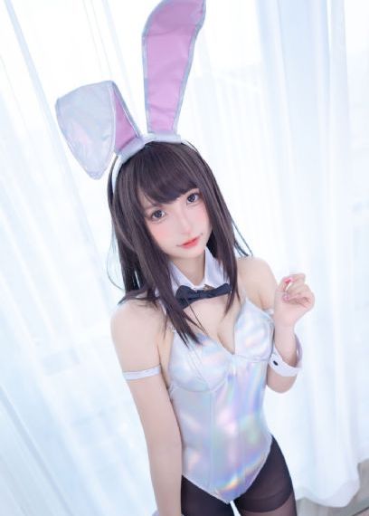 欧美女人大胆照片_HD在线播放