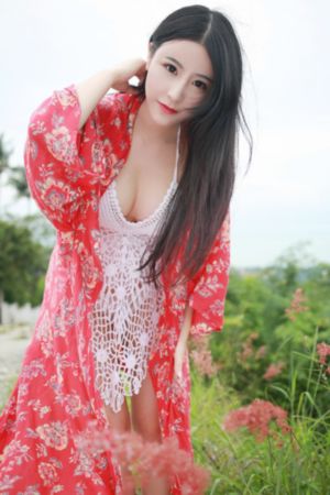 国产日韩欧美制服_十万网红美女美酱
