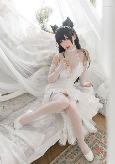 人妻属性是啥_十万网红美女美酱