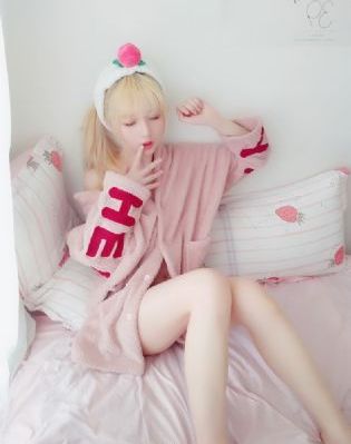 欧美巨乳图片_BD国语免费观看电视剧